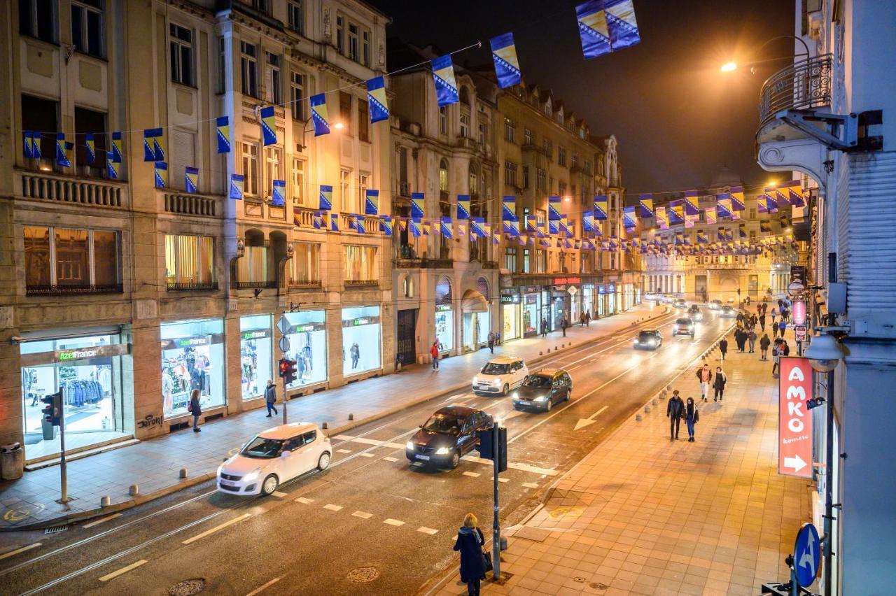 Megapolis Main Street Suites Сараєво Екстер'єр фото